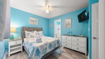 Villa, 3 Bedrooms | 3 bedrooms, iron/ironing board, free WiFi