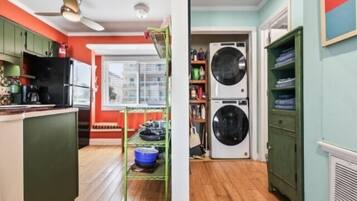 Villa, 1 Bedroom | Private kitchen | Fridge, oven, coffee/tea maker