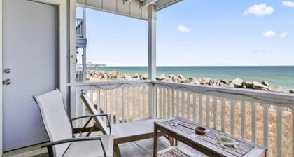 A Sea Escape 1 Bedroom Villa