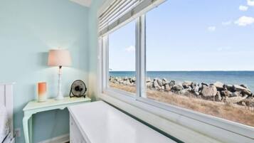 Villa, 1 Bedroom | Interior