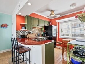 Villa, 1 chambre | Cuisine privée | Réfrigérateur, four, cafetière/bouilloire