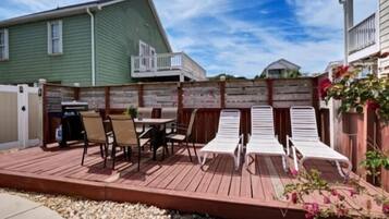 Vila, 5 kamar tidur | Tempat makan outdoor