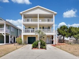 Villa, 5 Bedrooms | Exterior