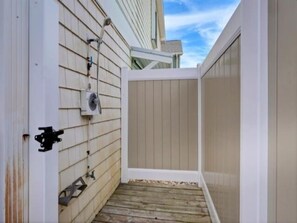 Villa, 5 Bedrooms | Property grounds - A Shore Thing Kb 5 Bedroom Villa (Kure Beach)