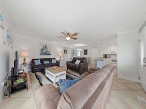 Villa, 5 habitaciones | Área de sala de estar