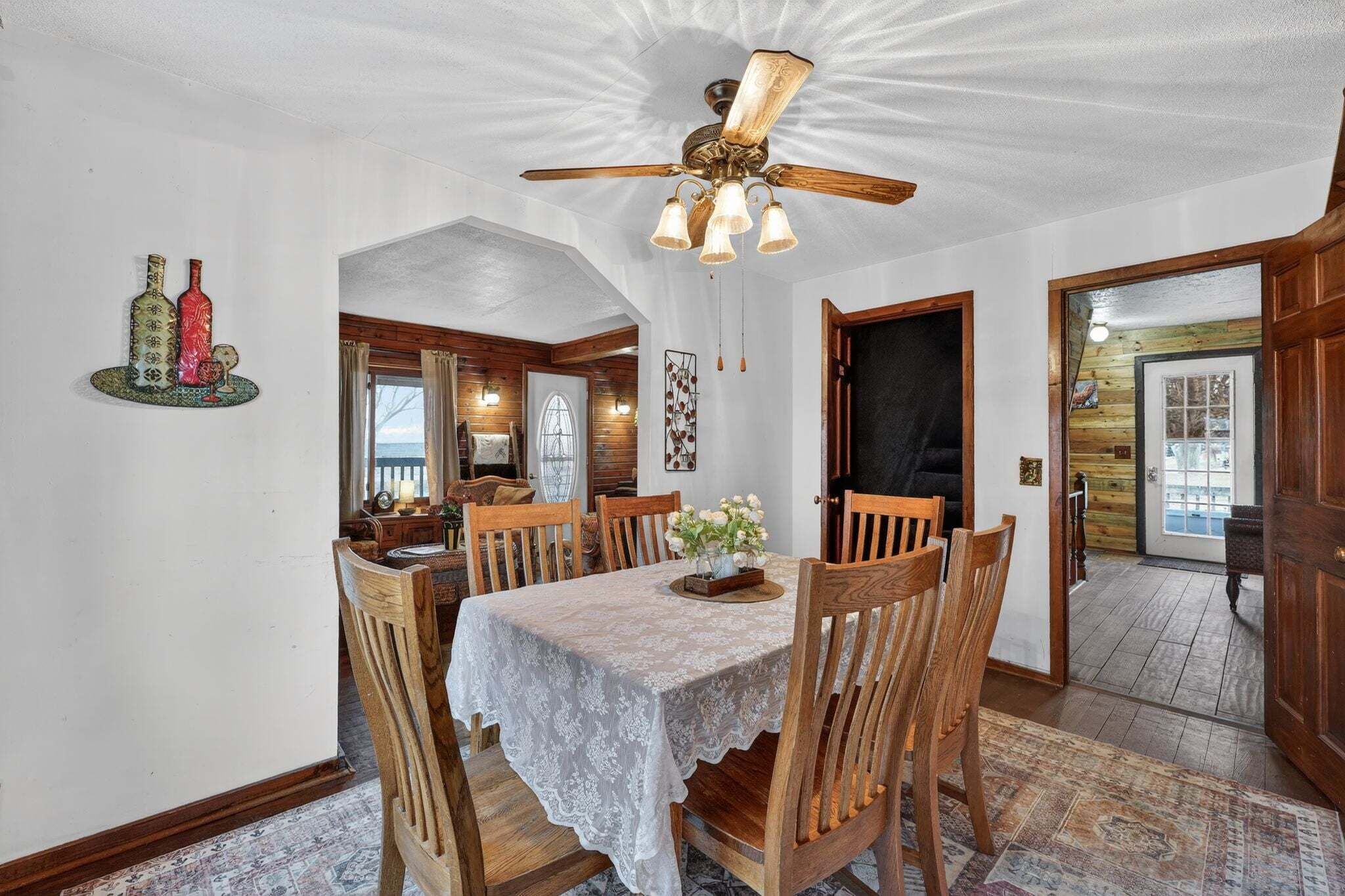 Cabin, 5 Bedrooms | Dining