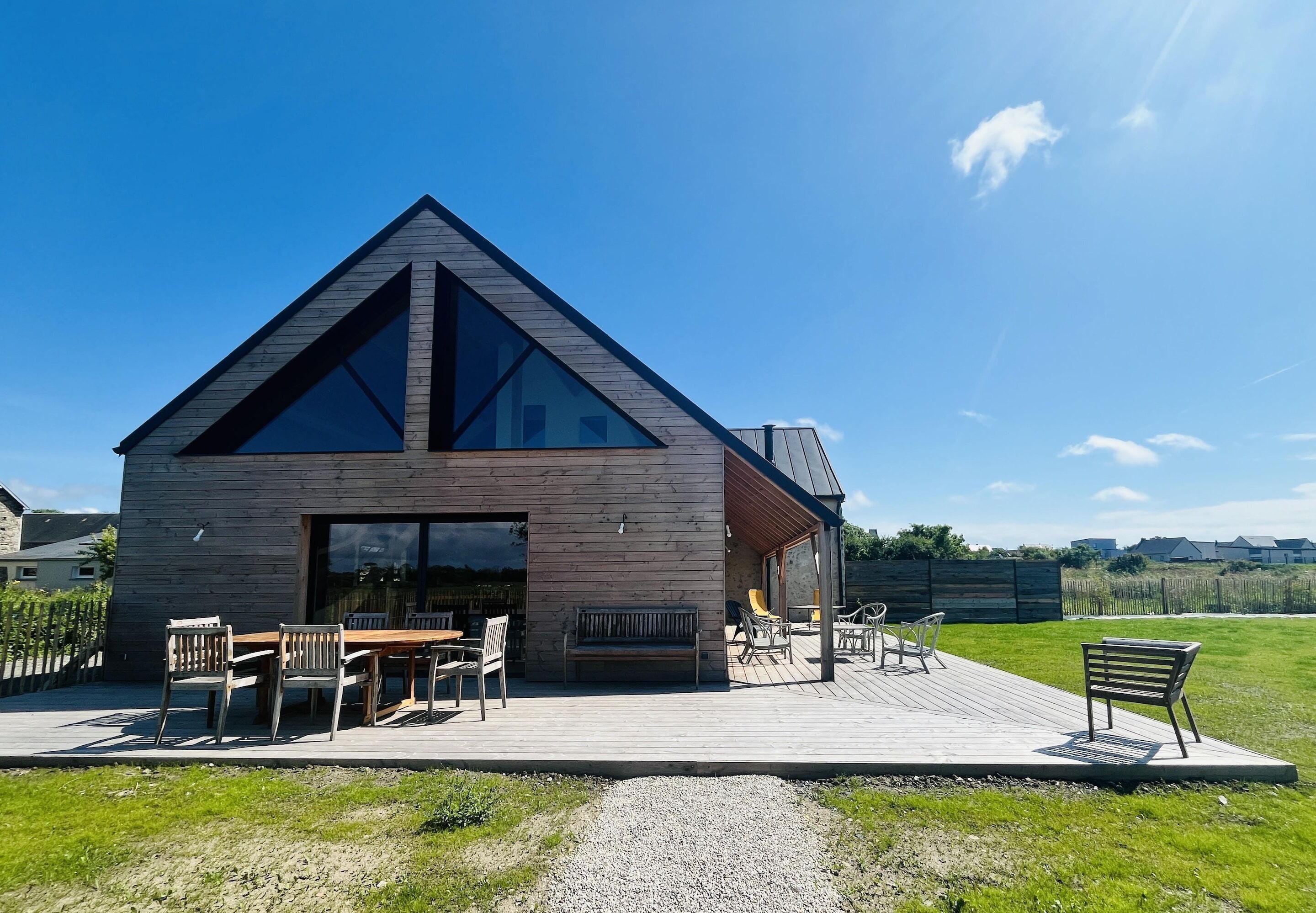House | Outdoor dining