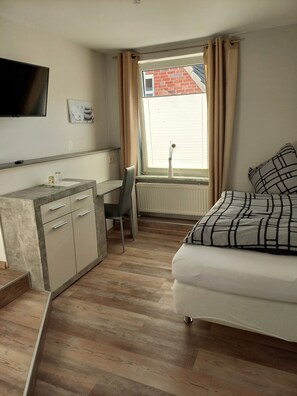 Basic Single Room | Desk, free WiFi - Hotel stückers (Wilster)