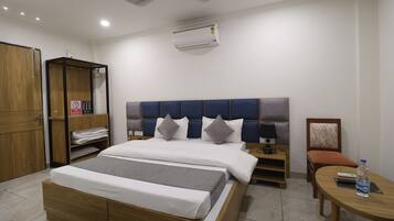 Premium Room, City View | Laptop workspace, free WiFi, bed sheets