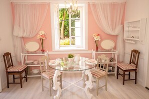 Dining - Amazing Apartment with Private Pool and Great Ocean View! (Funchal)