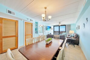 Dining - Enjoy the sea air during the day on the 10th floor private balcony! Take a dip i (Port Aransas)