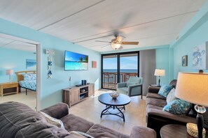 TV - Enjoy the sea air during the day on the 10th floor private balcony! Take a dip i (Port Aransas)