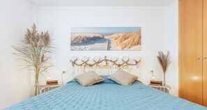 2 bedrooms, WiFi - 2005-PORT CANIGO Apartment with community pool and canal view (Rosas / Roses)
