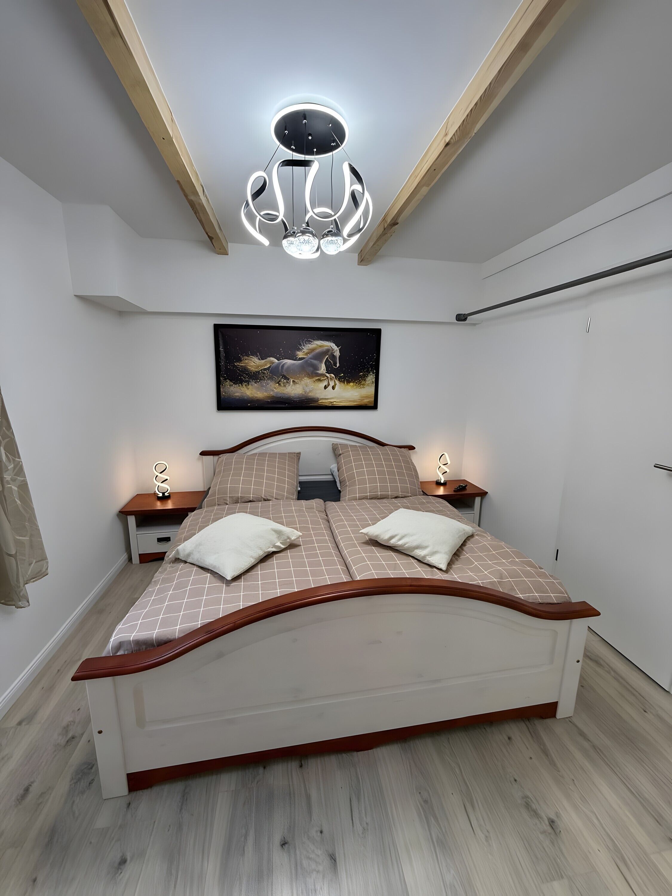 Bügeleisen/Bügelbrett, WLAN, Bettwäsche