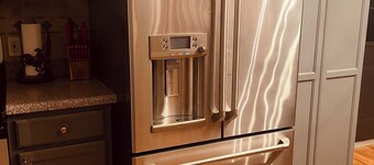 3-bedroom house in lovely Dawsonville with amenities