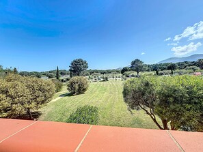 Property grounds - Rental in Argelès-sur-Mer for 4 people (Argelès-sur-Mer)