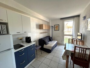 TV - T2 Apartment by the Beach in Argelès-sur-Mer (Argelès-sur-Mer)
