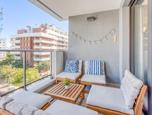 Property grounds - Charming Modern Apartment in Estepona (Estepona)