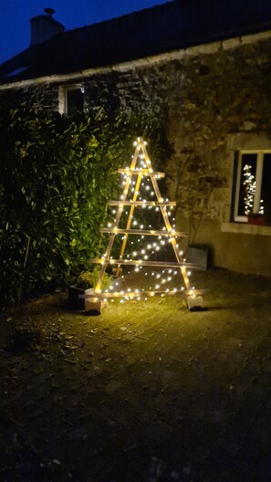 Property grounds - Gîte La Maison Neuve – Perfect for the Whole Family (Béganne)