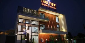 Front of property - Hotel Lakeview Resort & Restro Indor (Indore)