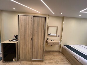 Room - ش ابو الهول السياحى (giza)