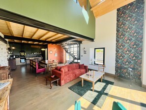 House | Living room - 2 Houses for a Large Family or Group (Gouville-sur-Mer)