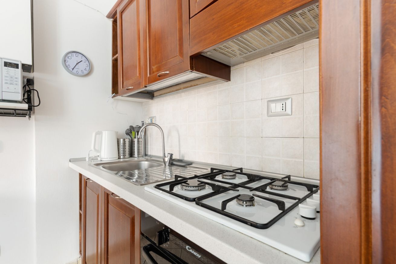 Kühlschrank, Mikrowelle, Toaster