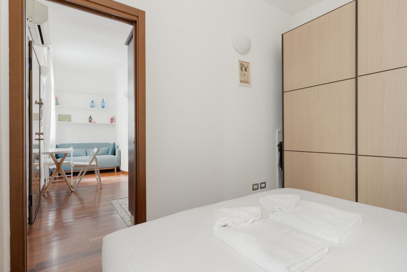 2 bedrooms, iron/ironing board