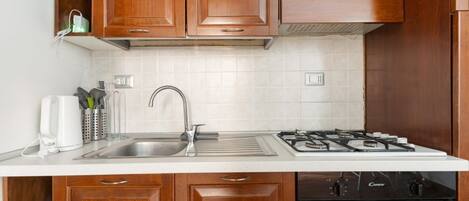 Fridge, microwave, toaster