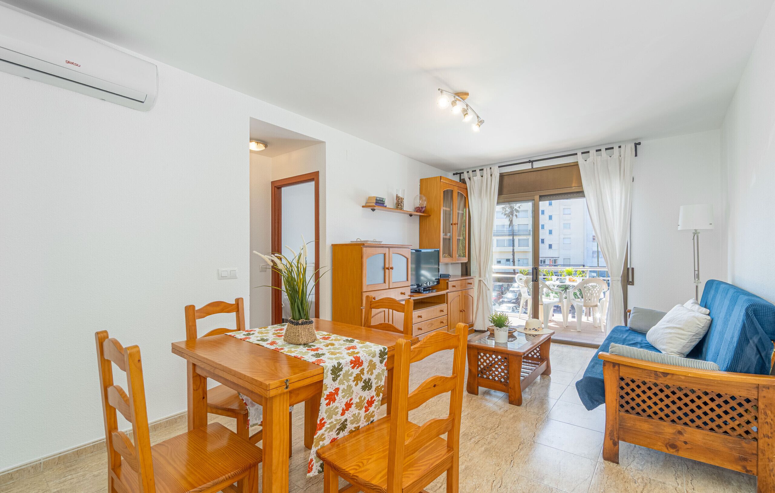 0089-mirablau Apartment With Side Views Of The Beach - Empuriabrava