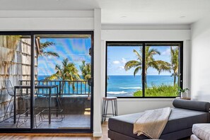 Smart TV - Oceanfront Bliss - Sealodge H6 (Princeville)