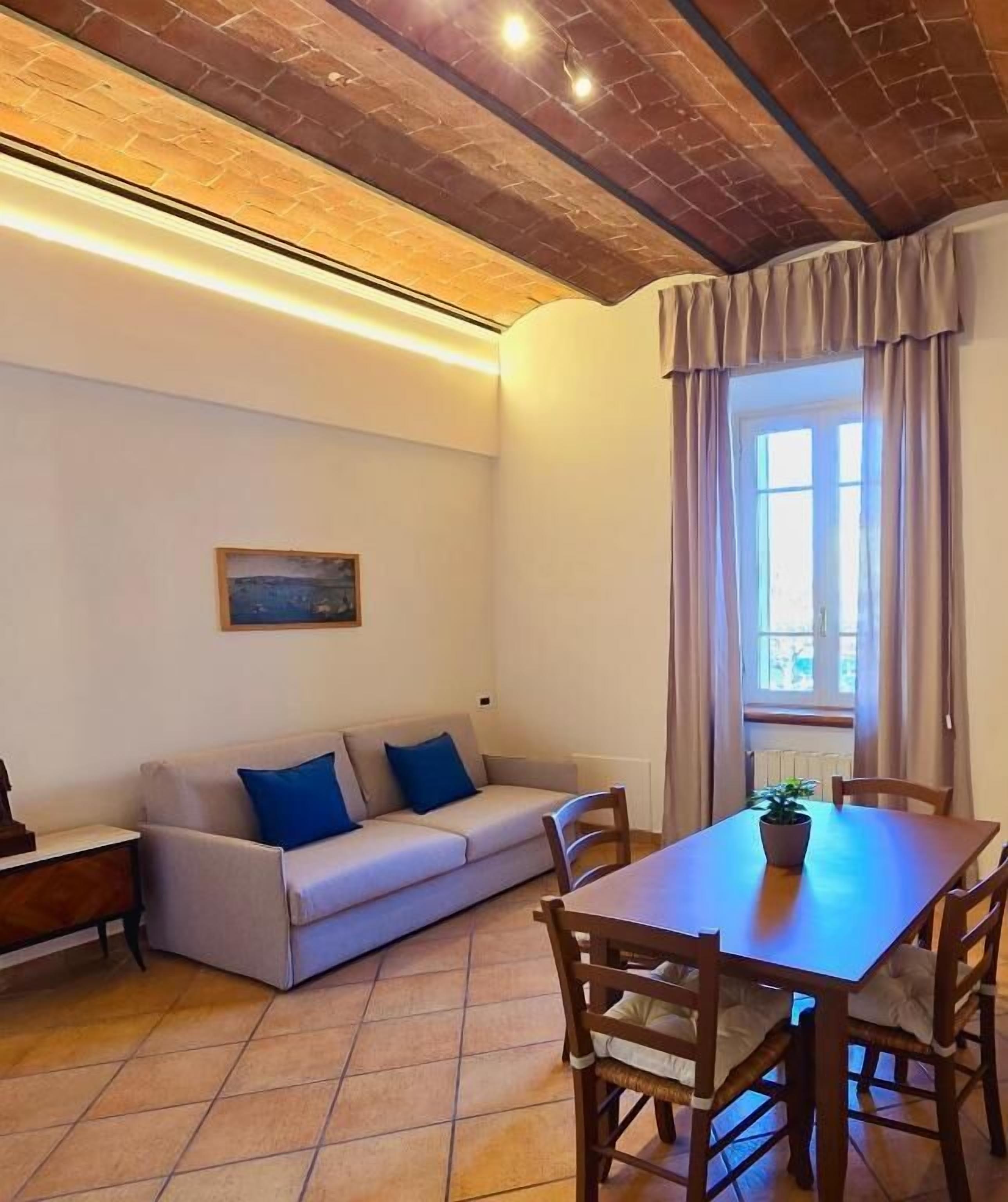 Deluxe-Apartment, Stadtblick | Wohnbereich