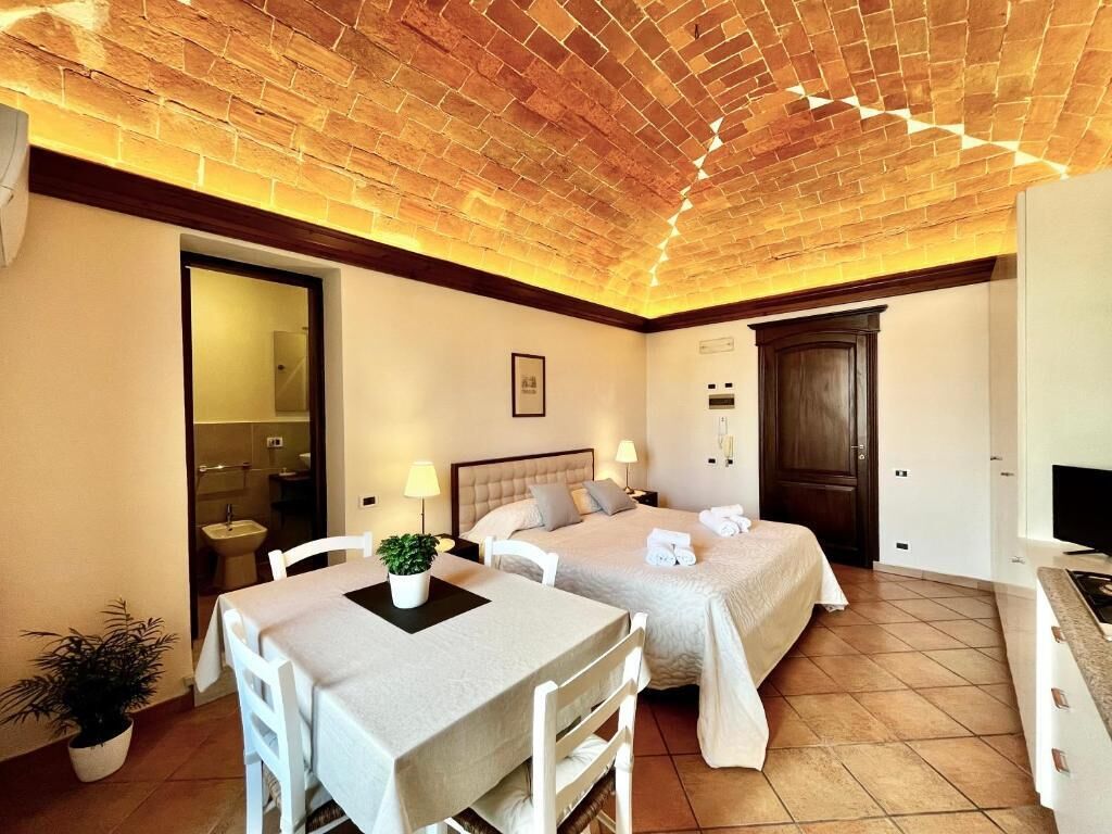 Studio Deluxe, balcon, vue ville | Coffres-forts dans les chambres, chambres insonorisées, Wi-Fi gratuit