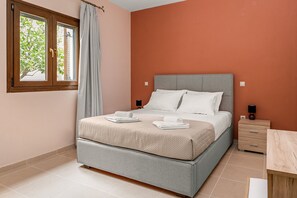 Apartment, Smoking | 4 bedrooms