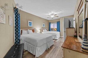 3 bedrooms, iron/ironing board, WiFi - Beautiful Spacious 10th floor 3 bedroom 3 bathroom condo in Legacy Towers. (Gulfport)