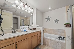 Towels - Sienna on the Coast 602 |  | Enjoy Beautiful 6th Floor Views of the Gulf! (Gulfport)