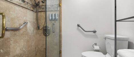 Guest bathroom 1 with walk-in shower