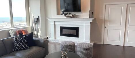 スマートテレビ、暖炉