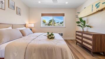 2 bedrooms, iron/ironing board, free WiFi, bed sheets