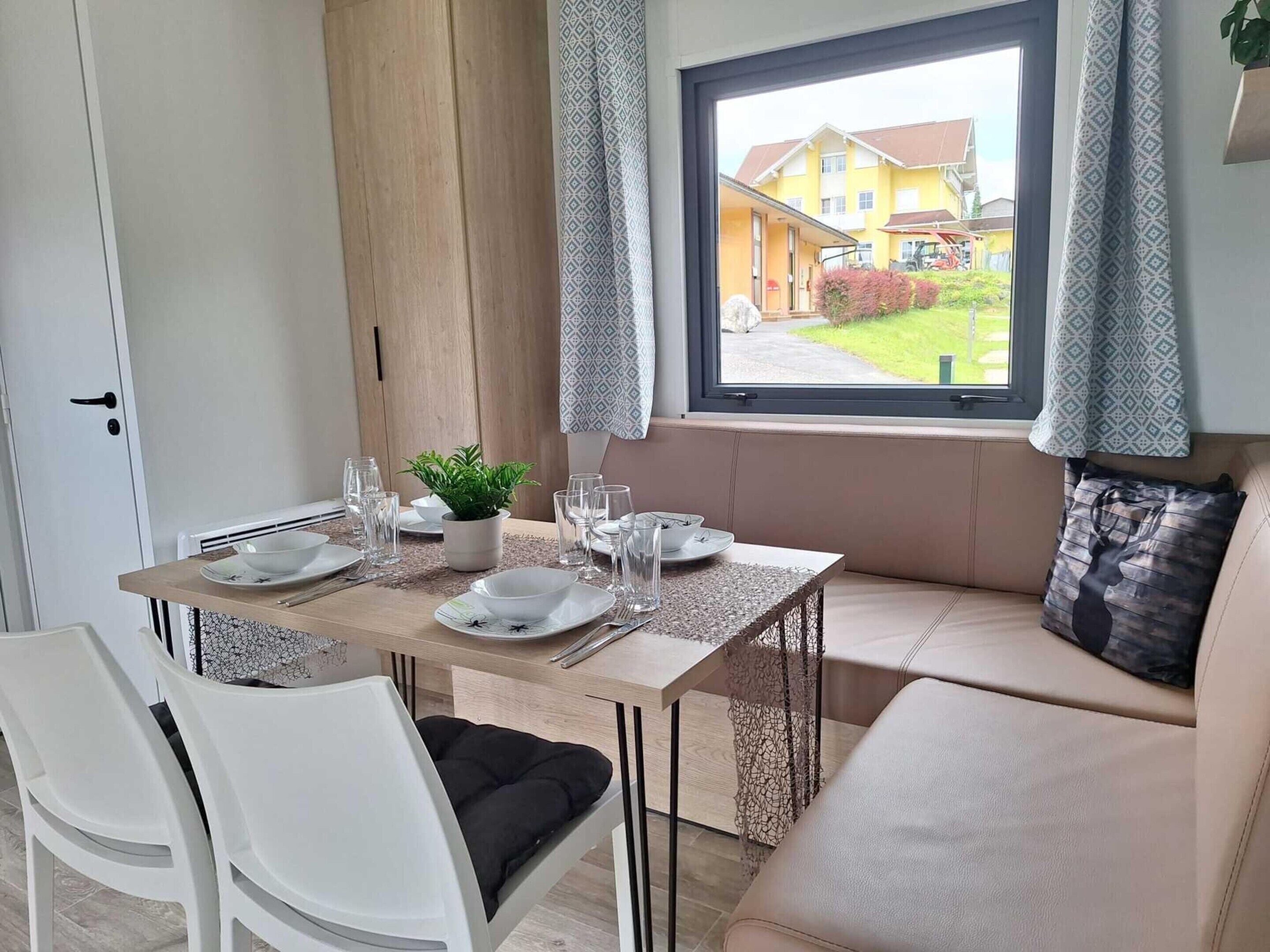 이동 주택 | 거실