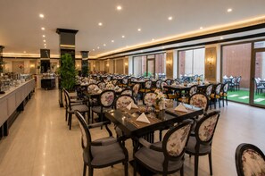 Restaurant - Luxury Night Hotel Al Yasmin (Riyadh)