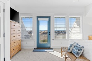 3 makuuhuonetta, silitysrauta/-lauta, vauvan matkasänky, ilmainen Wi-Fi