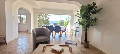 Maison Vu mer Marina Di Fiori, plage piscine tennis à 1mn à pied, Portovecchio