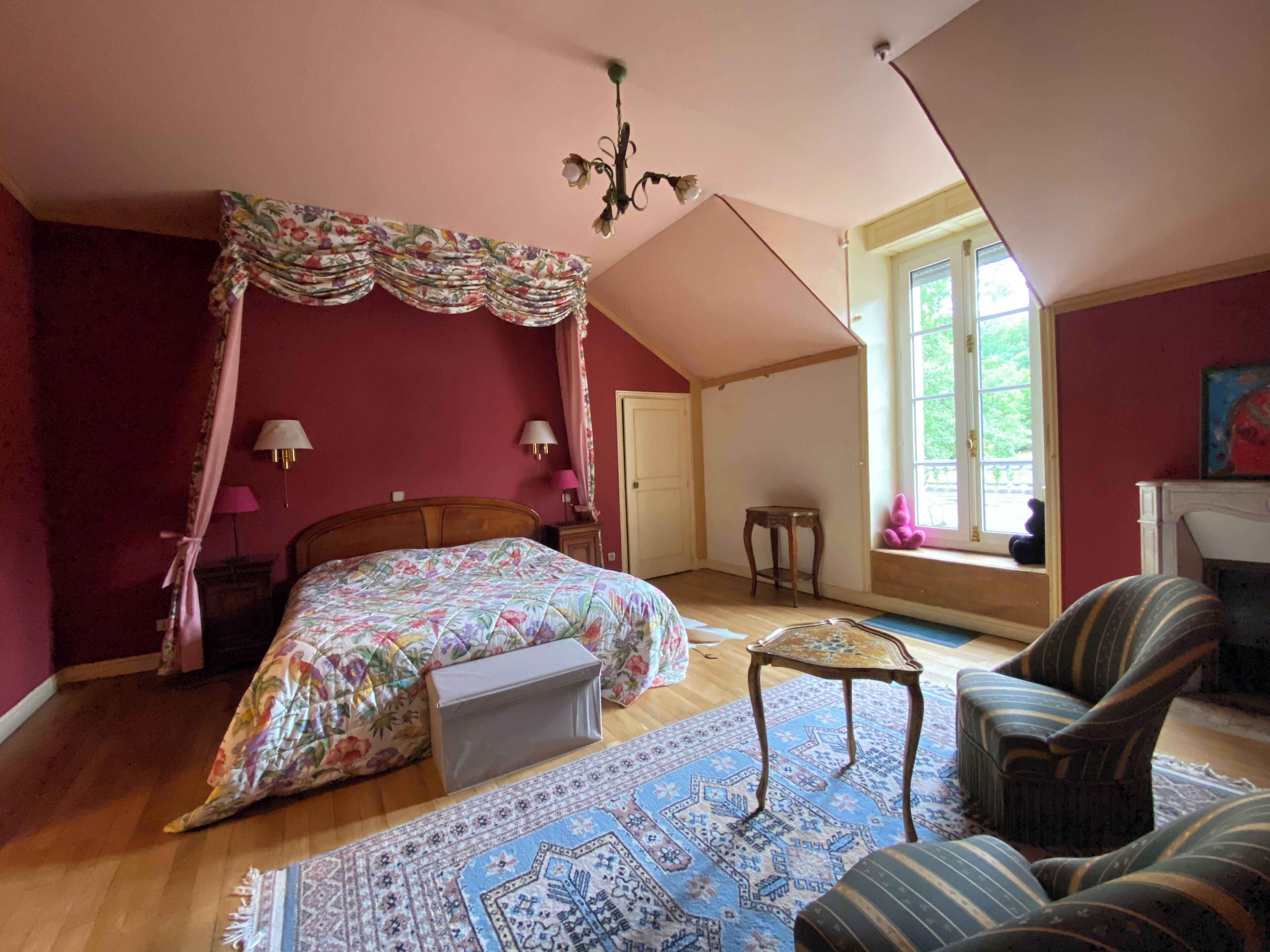 11 chambres, Wi-Fi, draps fournis
