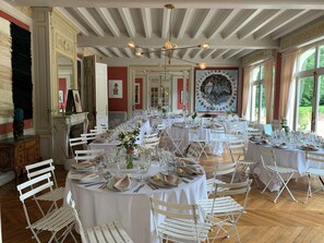 Banquet hall - Château Loire Valley! An intimate setting in the heart of a fascinating region (Saint-Épain)