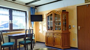 Apartment | Living room - Sonnenblick Holiday Apartment for 3 (Arrach)