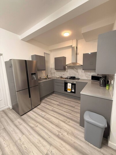 Stylish Dream Home With 4 En-suite Bedrooms