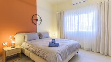 1 chambre, fer et planche à repasser, accès Internet, draps fournis