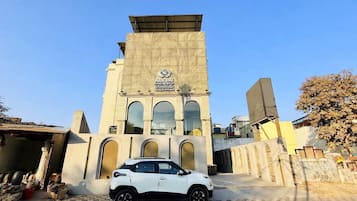 Fachada da propriedade