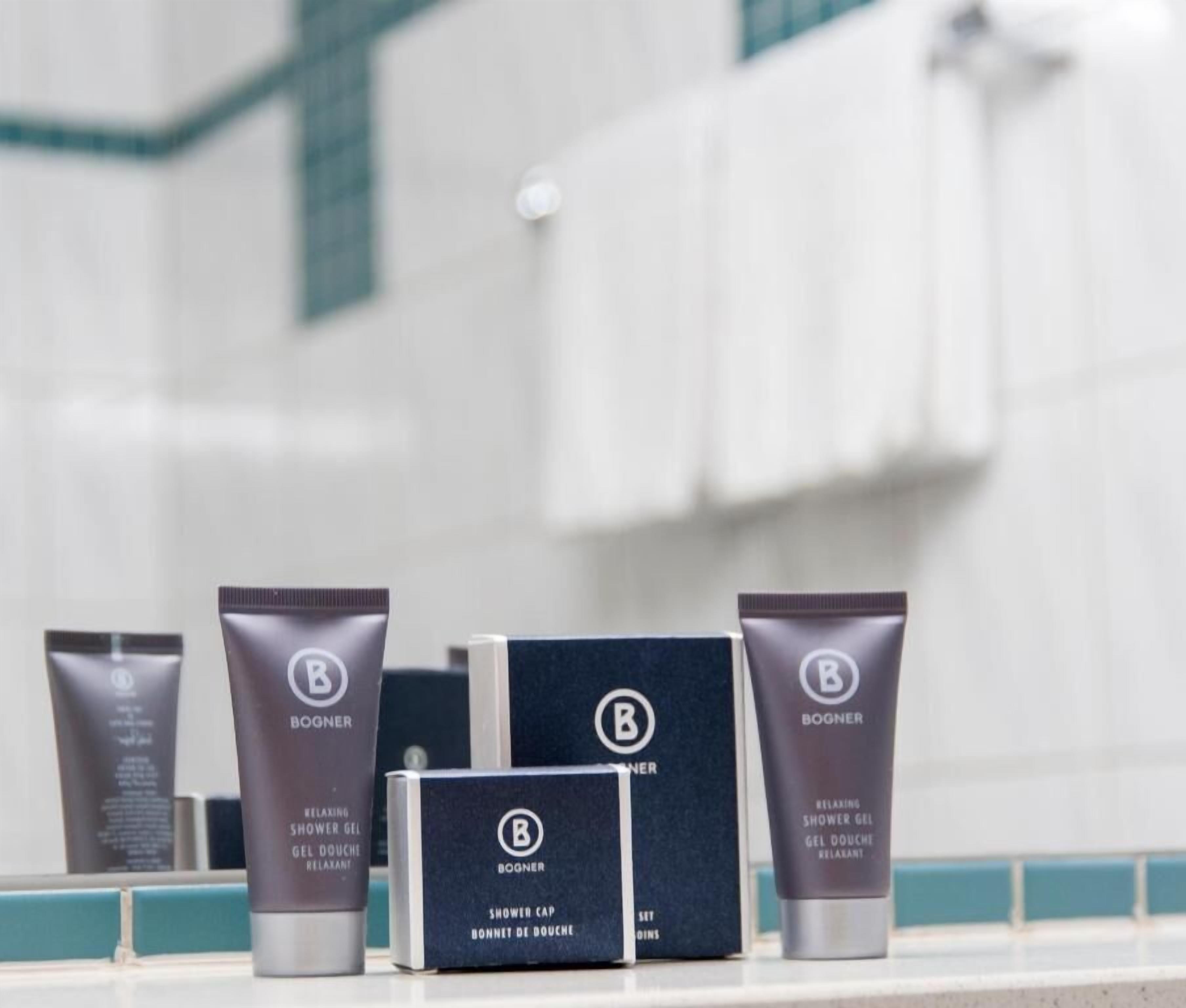 Comfort Single Room, Balcony, Garden View | Bathroom amenities | Hair dryer, towels, soap, shampoo